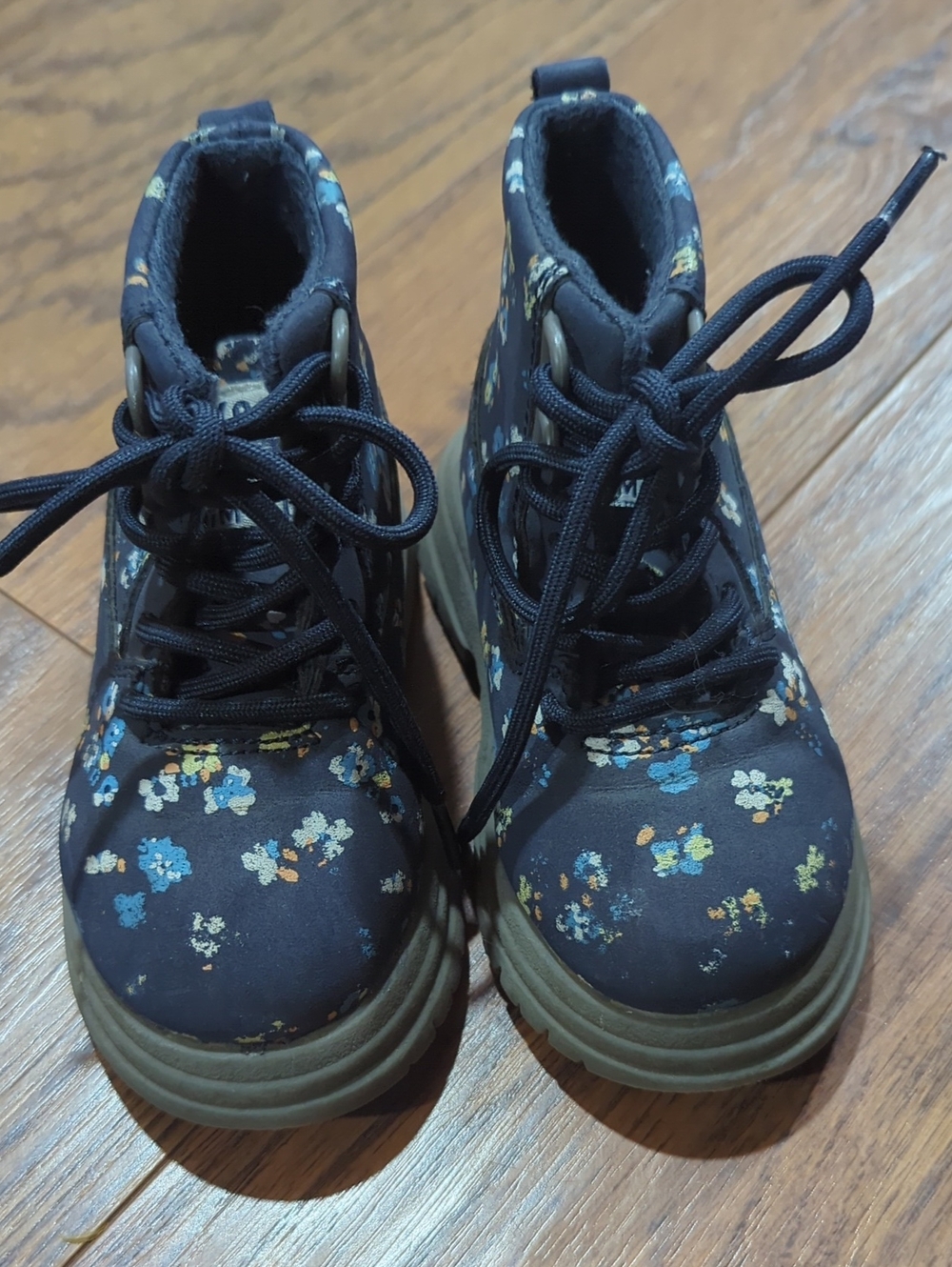 OshKosh B'gosh Black Floral Lace-Up Kids Boots with Blue and Yellow Accents